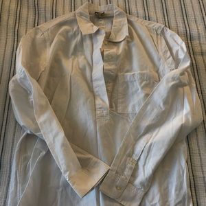 Pullover long sleeve shirt